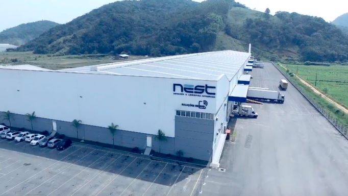 We opened a branch in Recife (PE), began the verticalization of the company, and opened Nest Armazém e Logística in Navegantes (SC).